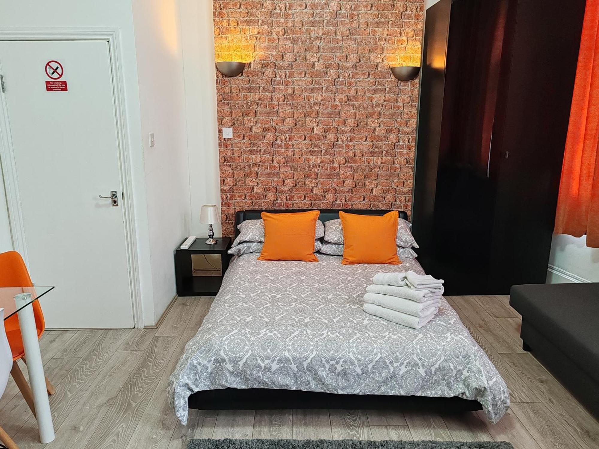 Kilburn High Road Studio Apartments ลอนดอน ภายนอก รูปภาพ