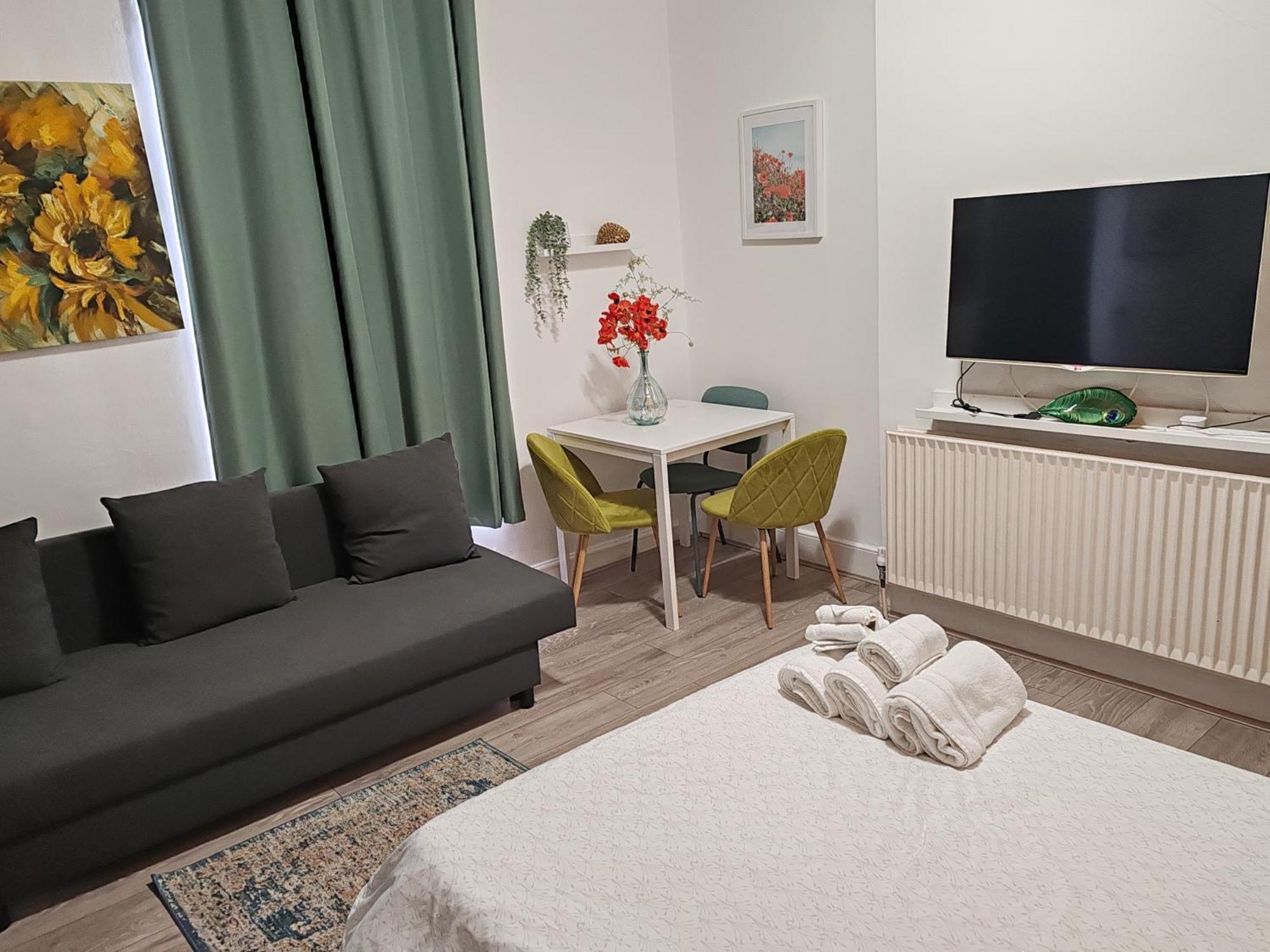 Kilburn High Road Studio Apartments ลอนดอน ภายนอก รูปภาพ