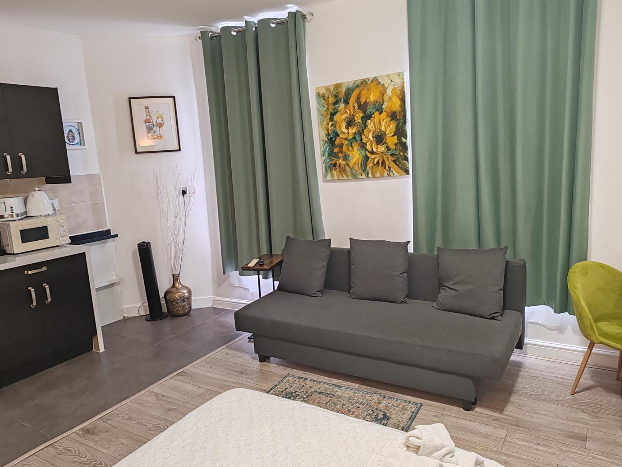 Kilburn High Road Studio Apartments ลอนดอน ภายนอก รูปภาพ