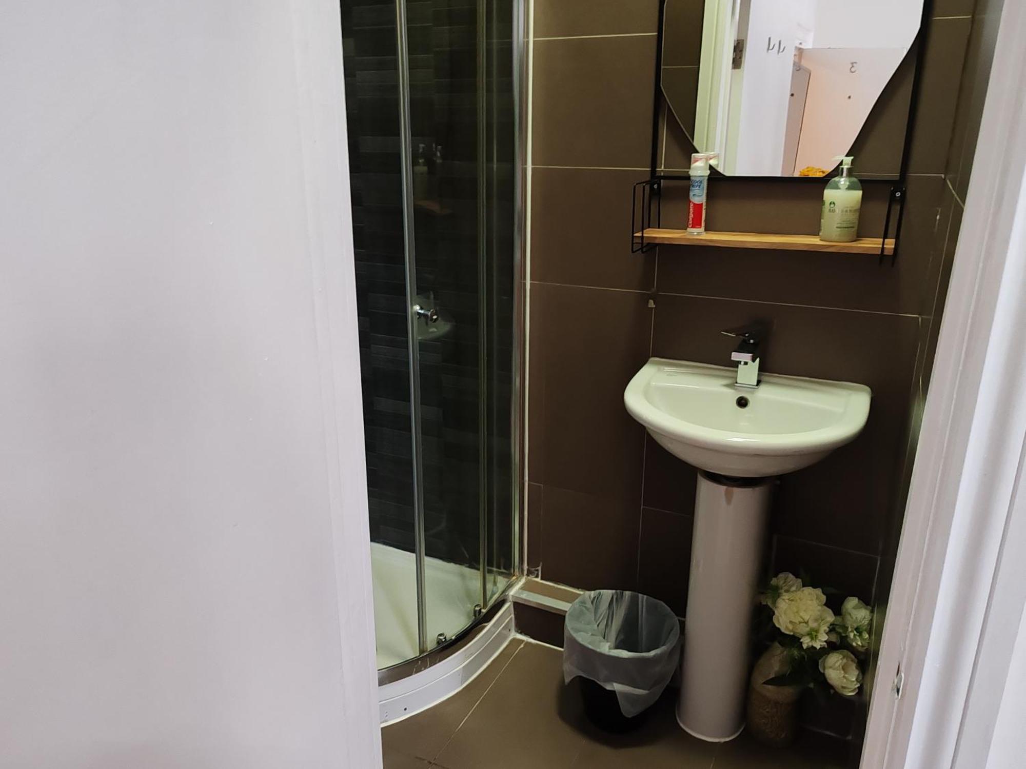 Kilburn High Road Studio Apartments ลอนดอน ภายนอก รูปภาพ