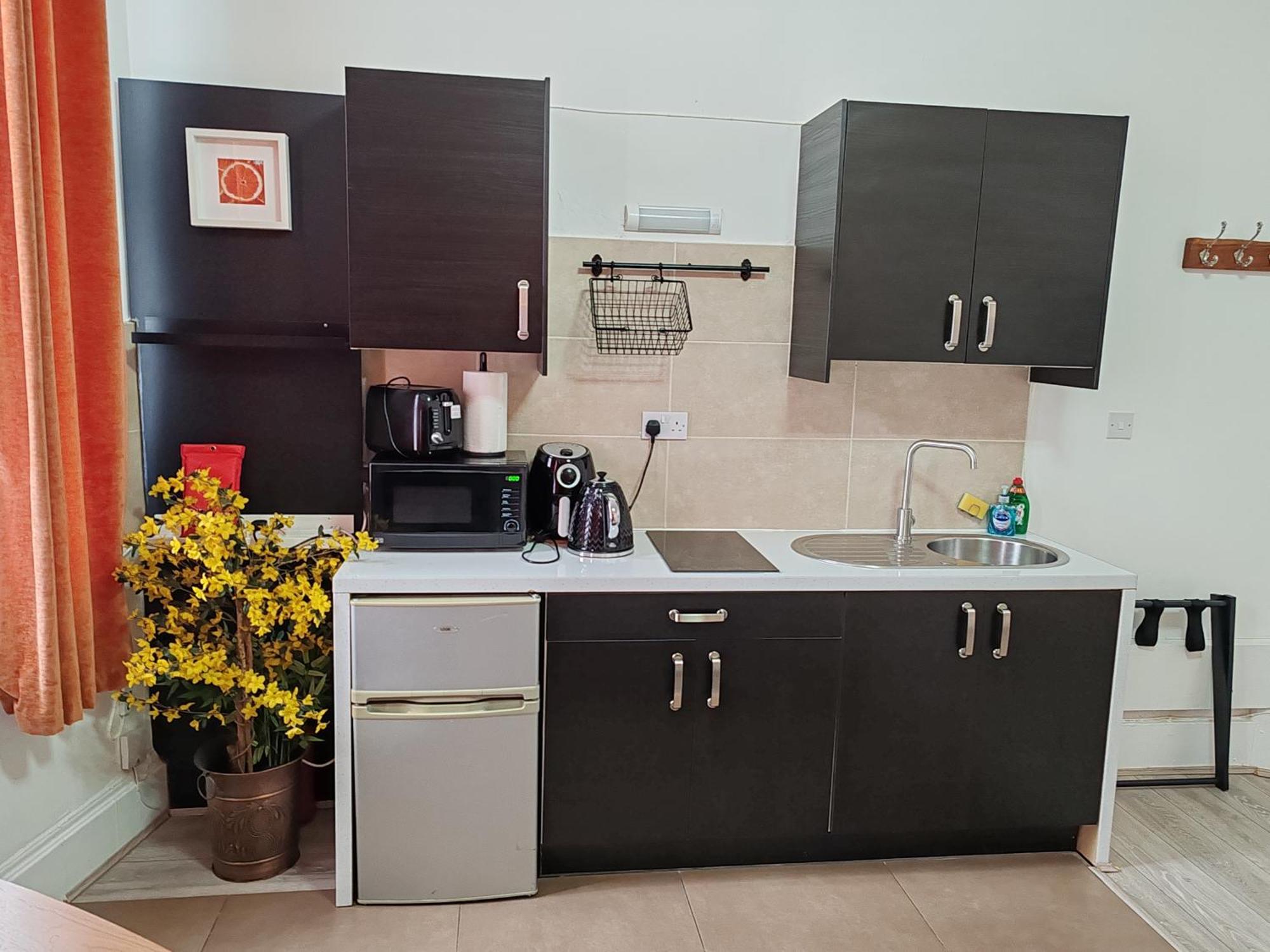 Kilburn High Road Studio Apartments ลอนดอน ภายนอก รูปภาพ